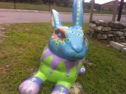 Front Jester is painted like a medieval court jester. Lots of triangles ending in beaded points.